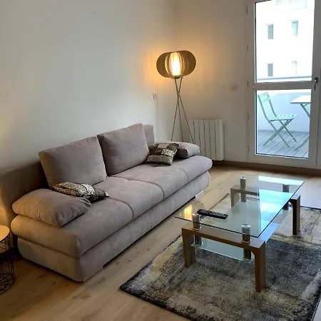Tres Bel Appartement T2 De Standing Entierement Meuble A 5 Min A Pied Du Centre. Divonne-les-Bains Exterior photo